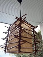 Lampada in legno 