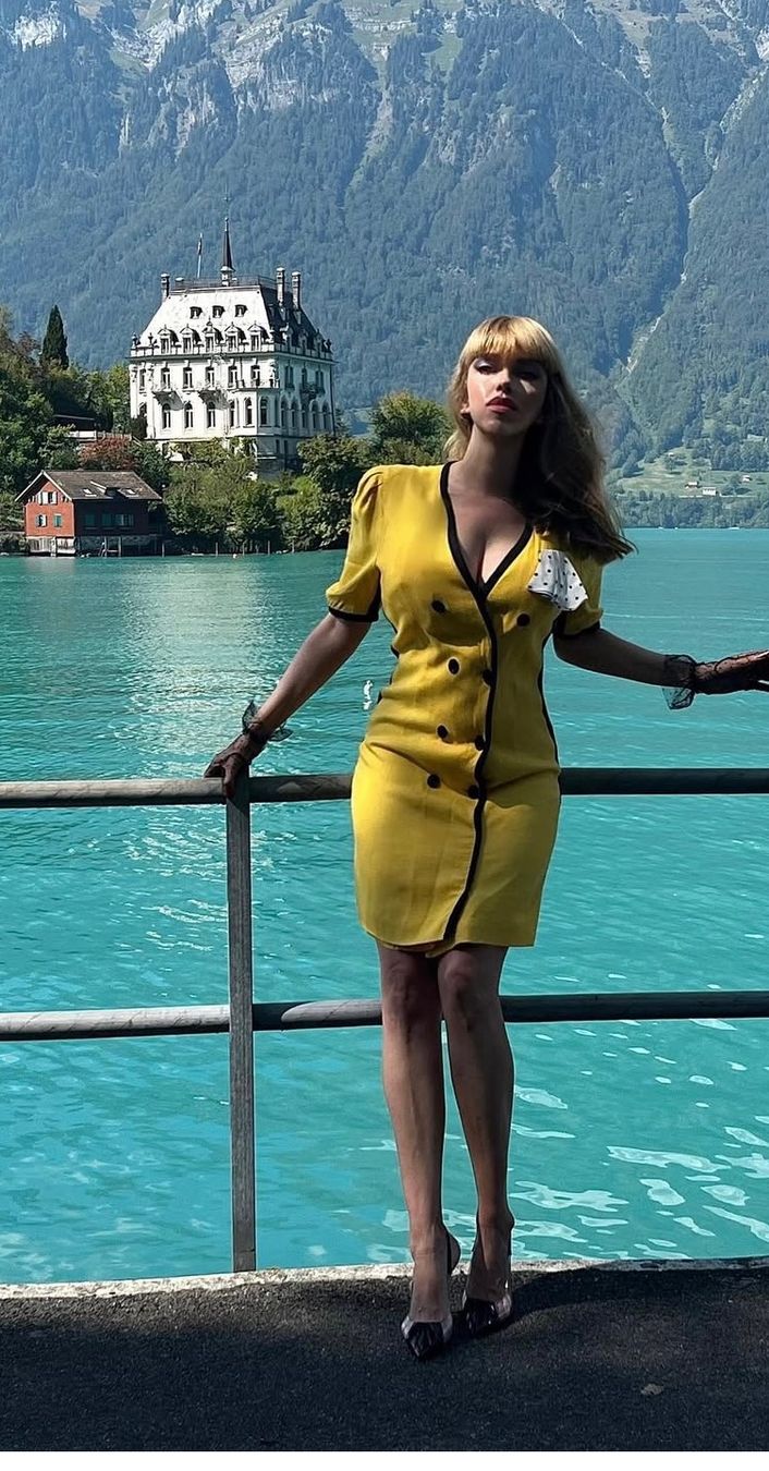 Vestiti: Sublime robe en lin jaune des années 80 – Usato da giffers venduto da sev_c9x9
