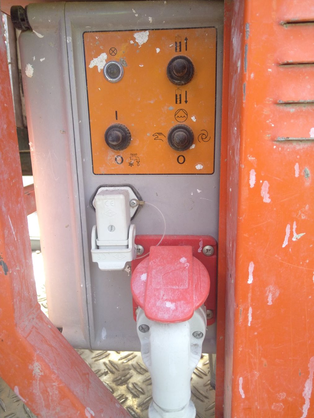 Tutte le macchine: Mischpumpe Mörtelmischer Mixer – Usato da Jenaz venduto da Cellino0 1
