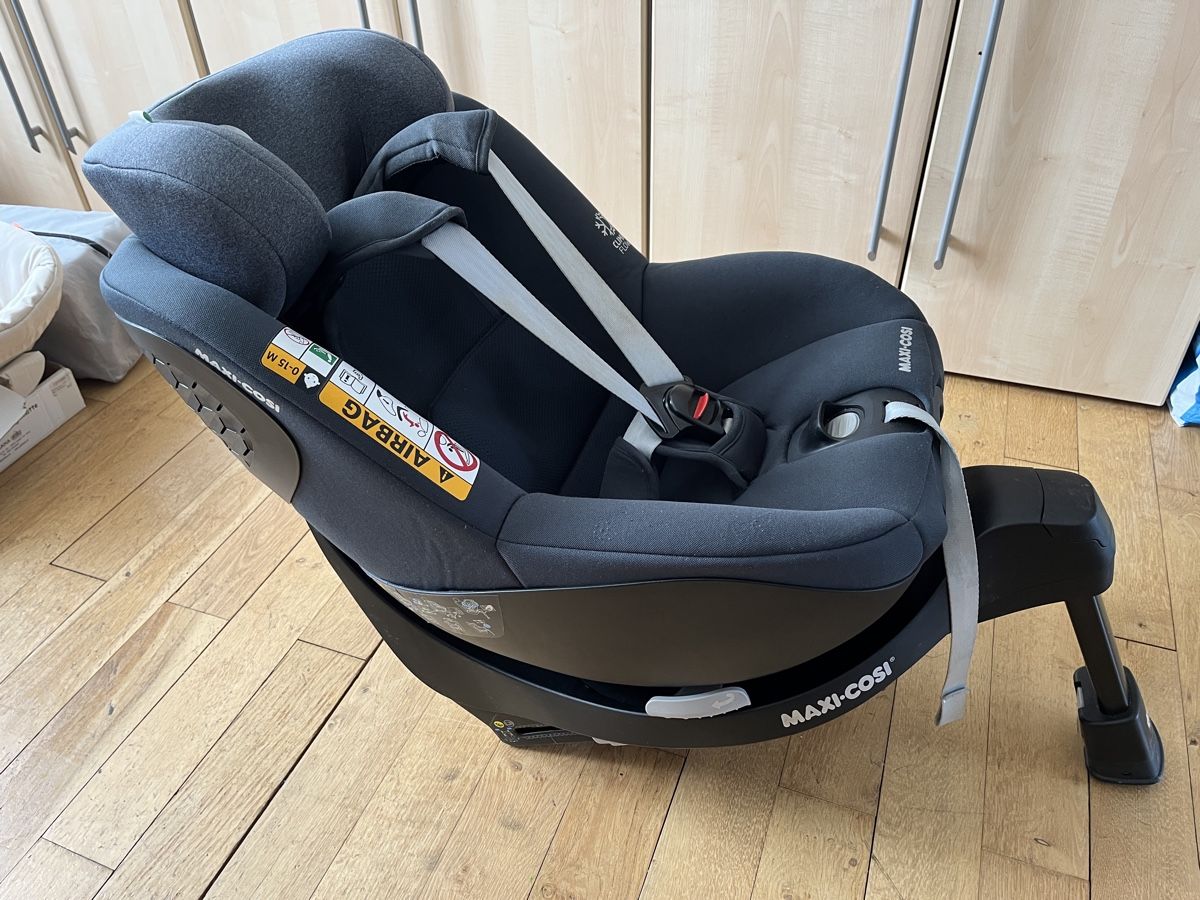 Maxi-Cosi Seggiolini per auto: Mica Pro Eco i-Size Authentic Graphite  MAXI-COSI – Usato da Emmenbrücke venduto da Nigel_Buholzer 4