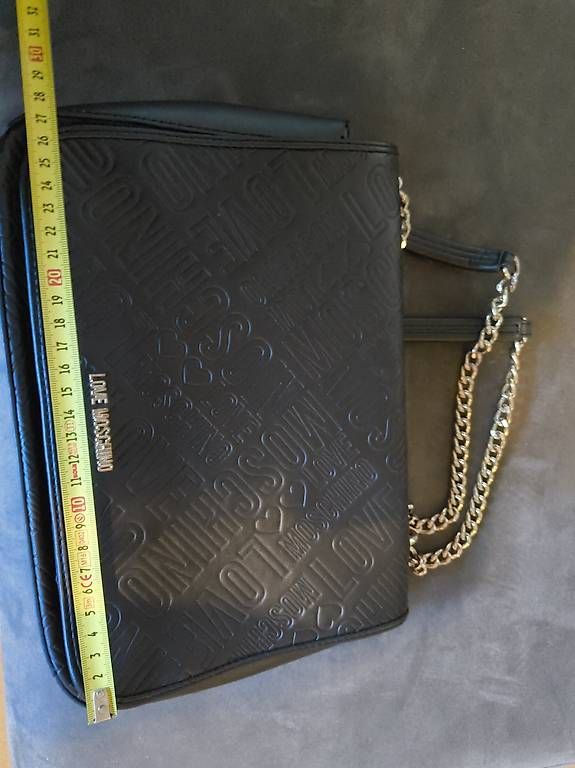 Borse da donna: Moschino Tasche  – Usato da Uster venduto da nge_9nbv
