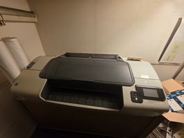 HP DesignJet T790 Grossformatdrucker mit Tintenpatronen