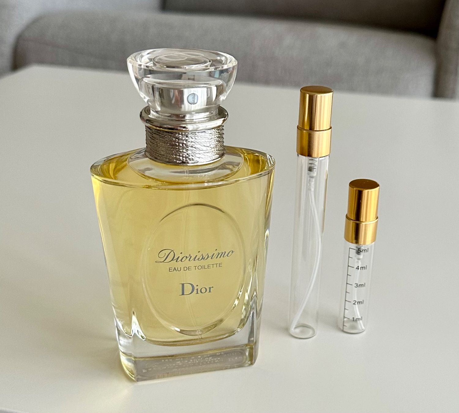 Dior Profumi & Eau de Toilette: Dior DIORISSIMO EDT 5 ml probe – Nuovo (secondo la descrizione) da Täuffelen venduto da RoyaltyBrown