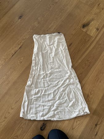 White maxi skirt
