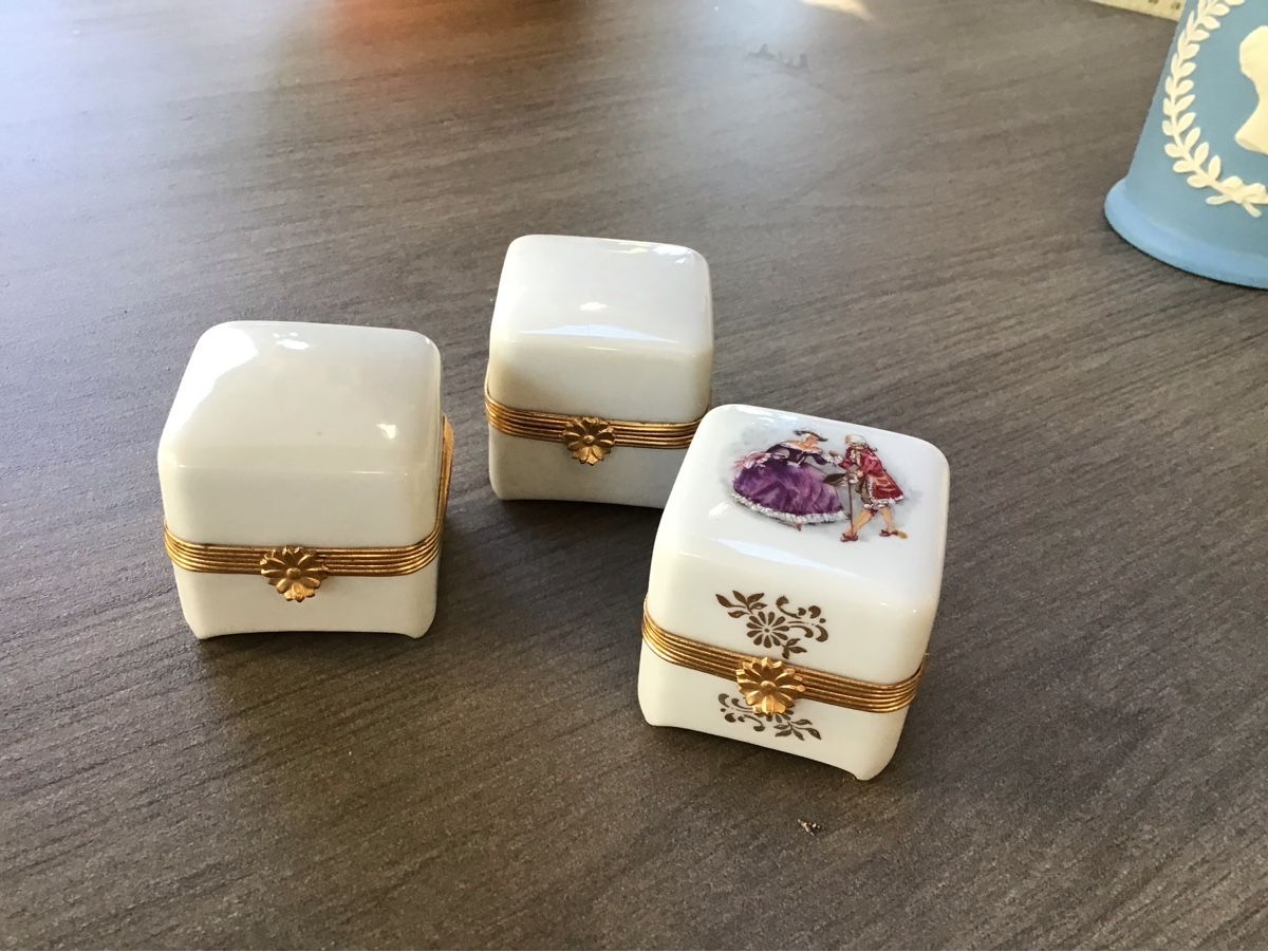 Portagioie: Boîtes Limoges – Usato da Plan-les-Ouates venduto da Cassero