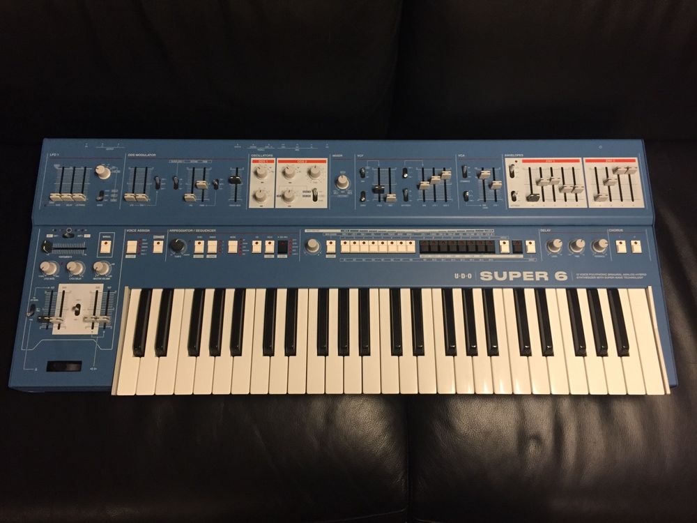 UDO SUPER 6 synthesizer under guarantee Kaufen auf Ricardo