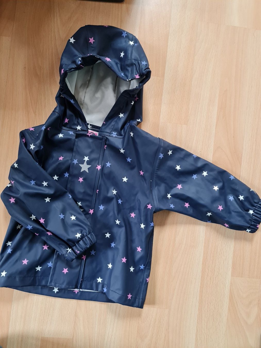 Giacche & Cappotti: Mädchen Regenjacke Gr. 80 – Nuovo (secondo la descrizione) da Lüterkofen venduto da Bakoco