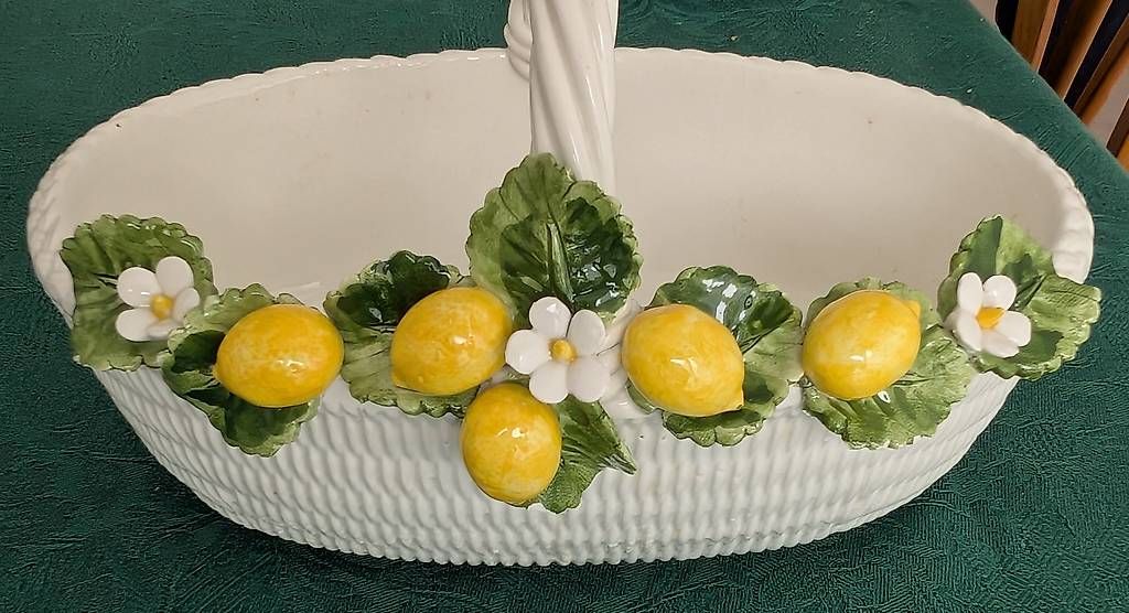 Tutte le decorazioni: Keramikkorb mit Zitronen- und Blumendekor – Usato da Zürich venduto da wme_2brc 1