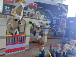LEGO Jurassic World - T. Rex Ausbruch (76948) - Komplett