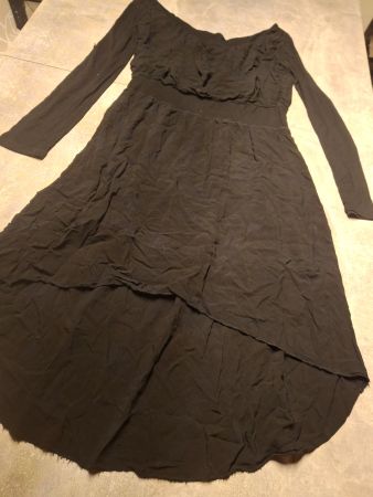 Robe plus longue à l arrière taille S-M
