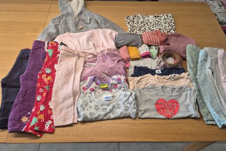 Kleiderpaket 3, Winter, Mädchen, 26 Teile, Grösse 86