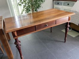 Nussbaum Esstisch Antik Tisch Beizentisch Bistrotisch 
