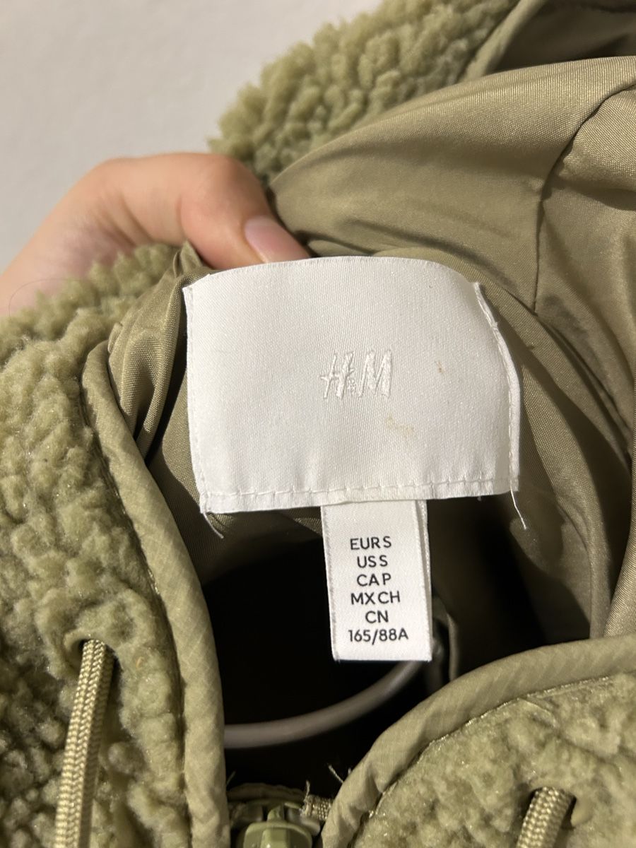 H&M Vestes: Felljacke – D'occasion à Schmitten FR par let_k9yc 2
