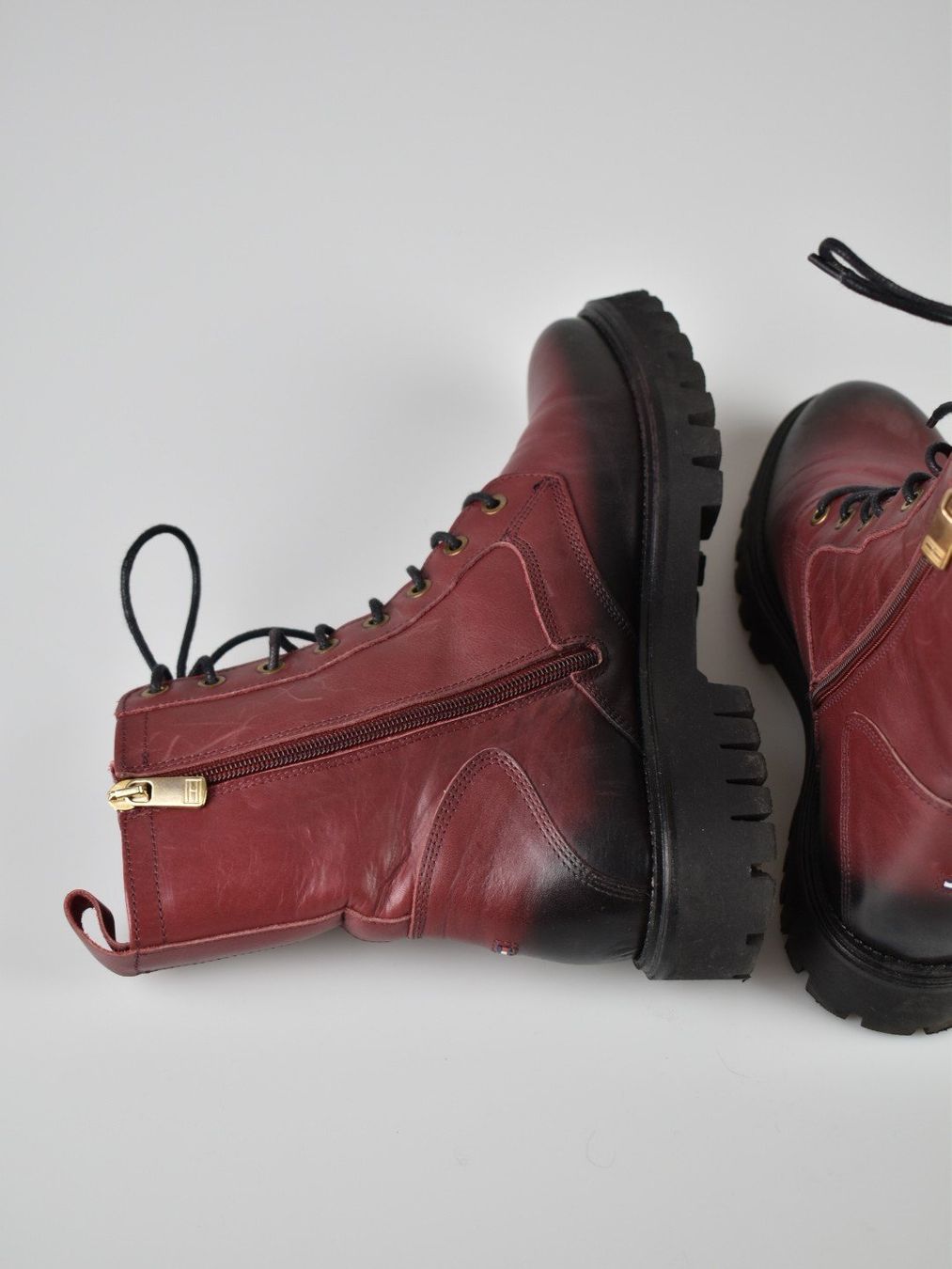 Tommy Hilfiger Scarpe da donna: Tommy Hilfiger Boots, Leder, dunkelrot, Gr.41 – Usato da Nürensdorf venduto da 2ND_STORY 4