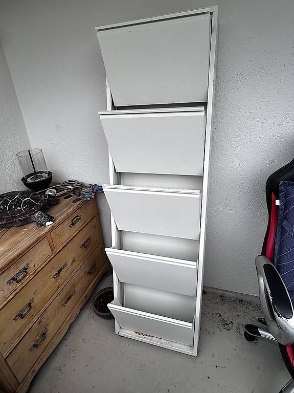 Schränke: Schuhschrank – Gebraucht aus Bottenwil von Wikingerbraut 1