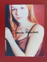 Jasmin Schwiers Autogramm signiert Fotopostkarte 10x15cm