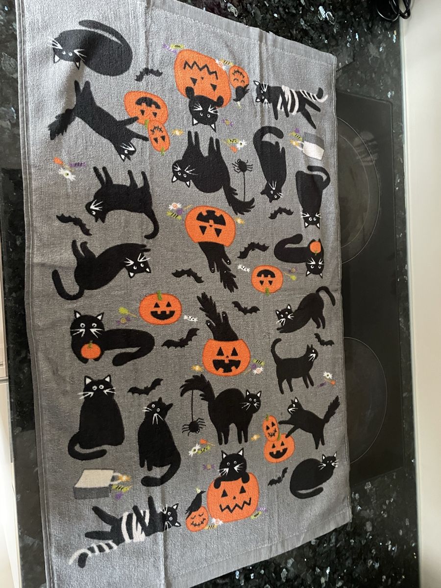 Elettrodomestici da cucina: 2 Halloween Kitchen Towels Cats & Pumpkins – Nuovo e nell'imballaggio originale da Buttikon SZ venduto da trz_6ht8 2
