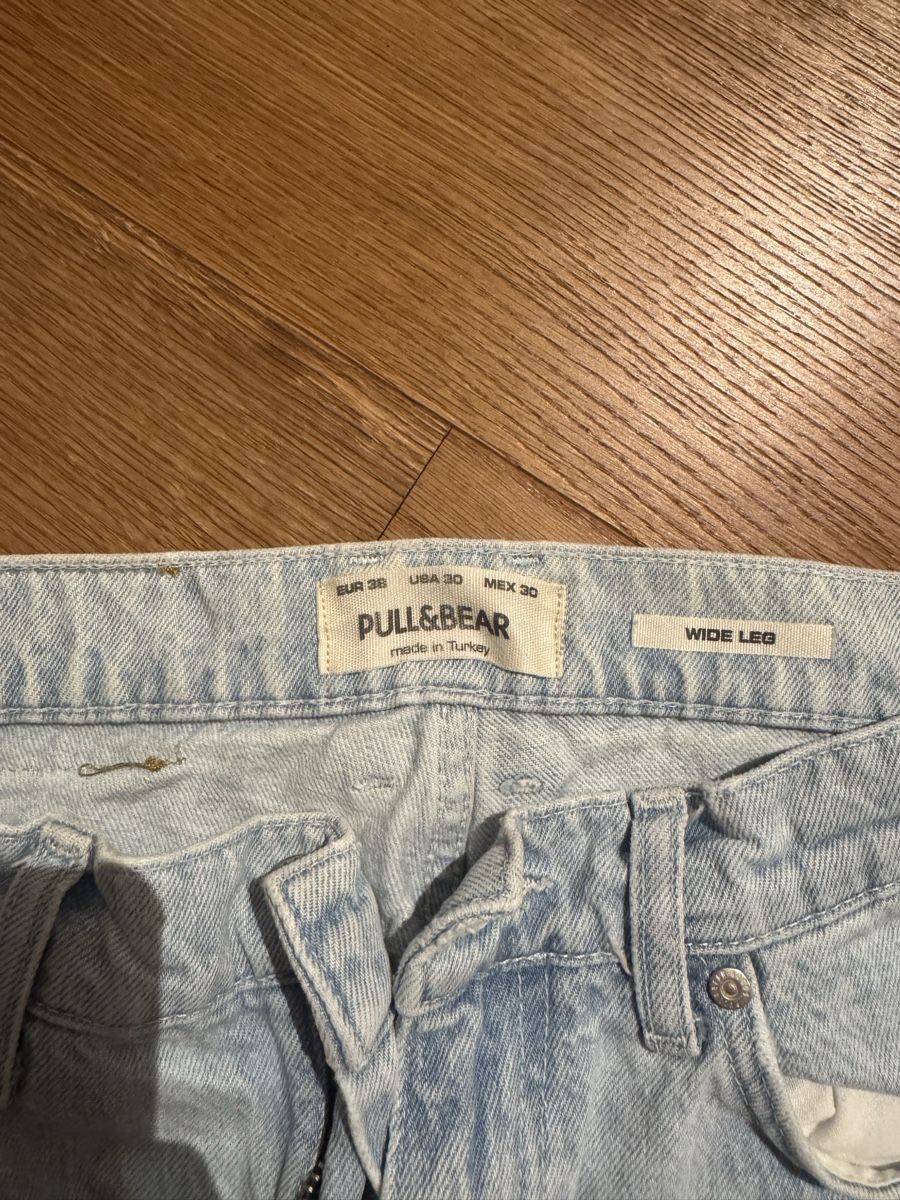 Pull&Bear Jeans: Pantalon Pull&Bear taille 38 EU – Usato da Le Mont-sur-Lausanne venduto da nat_kt2b 1
