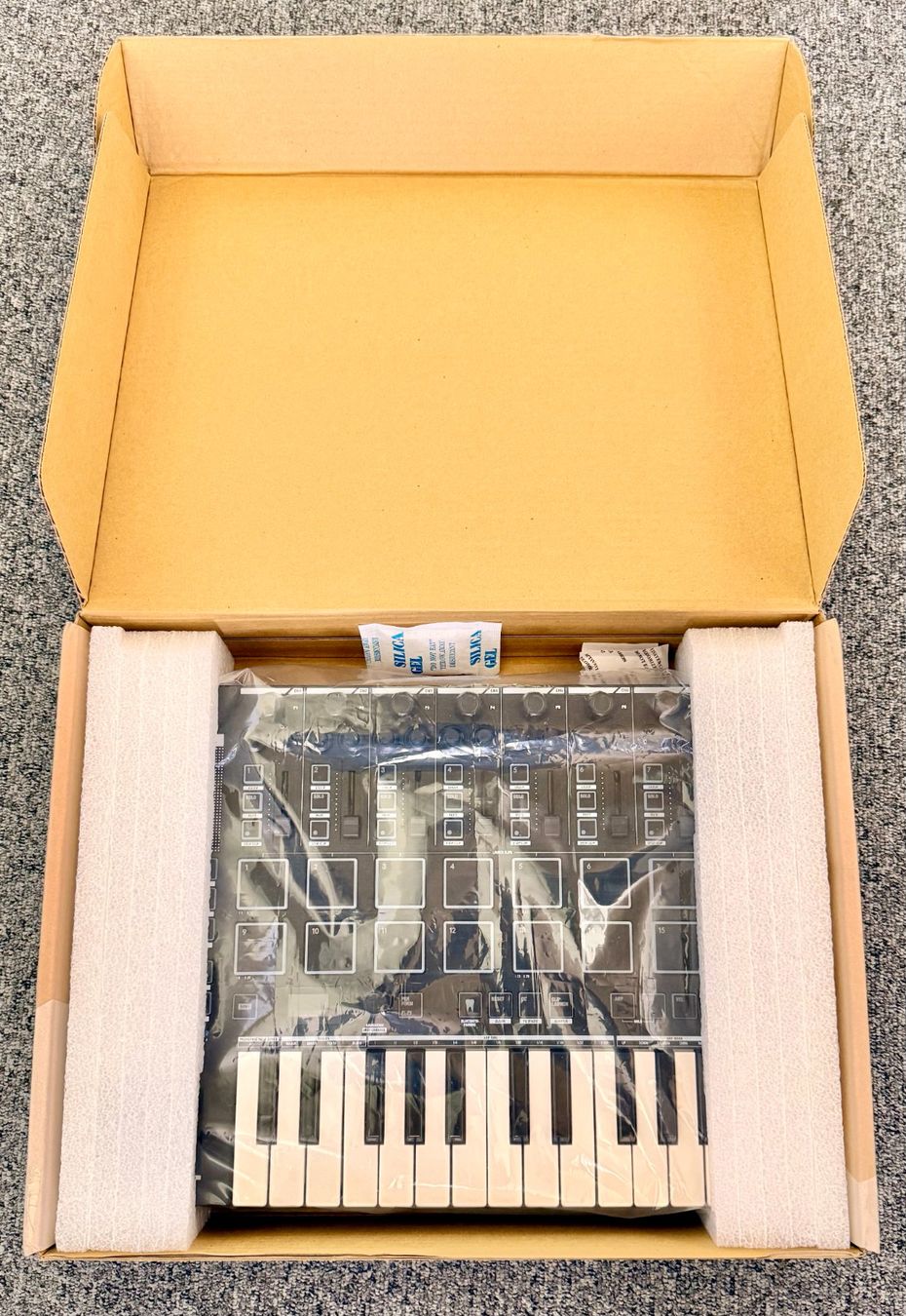 Instruments de musique: Reloop Keypad Pro MIDI Controller - Absolut Neuwertig! – Neuf (Voir description) à Wernetshausen par Jetson05 6