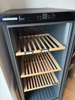 Liebherr Vinothek Weinkühlschrank mit Glastüre & Holzablagen