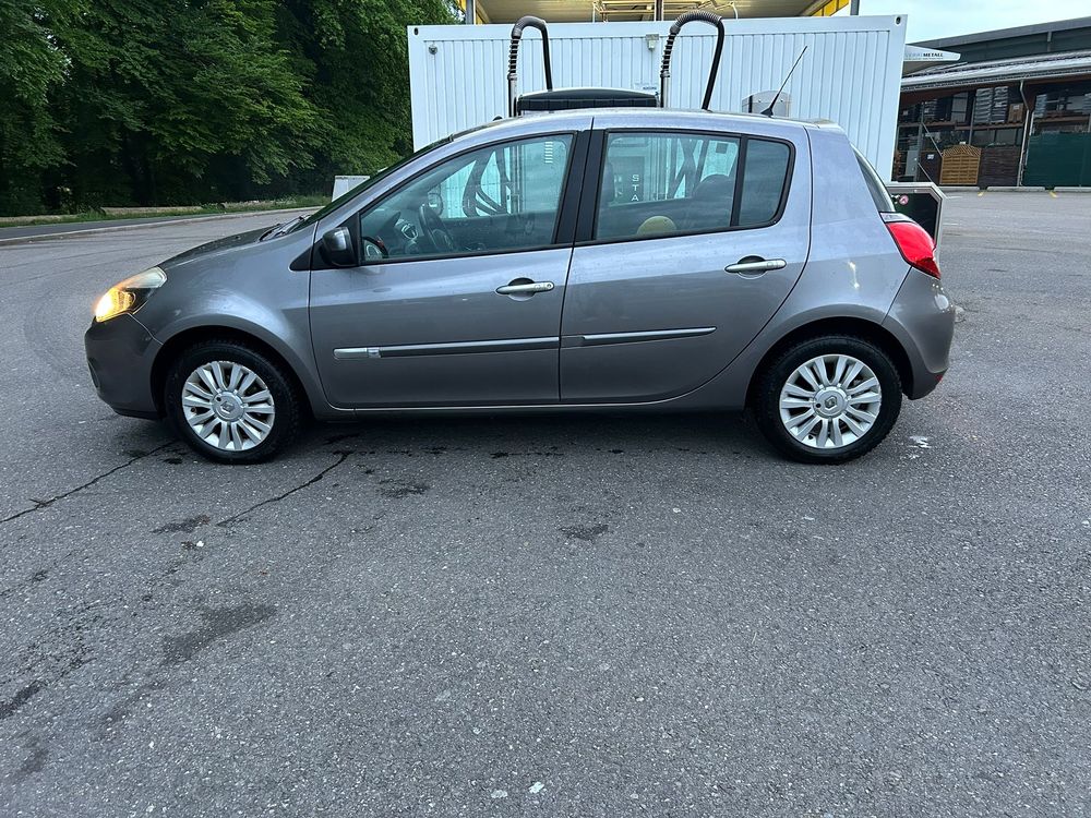 Renault Automobili: Kleine flitzer – Usato da Buchrain venduto da Lyca23 2
