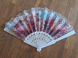 Sommerlicher Fächer mit Blumenmuster & Spitze, Top!
