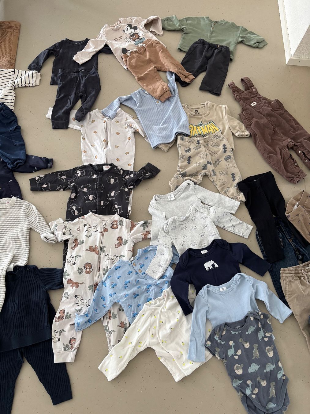 Lotti & Set di vestiti: Kleiderpaket Grösse 74/80 – Usato da Zürich venduto da bamberella 2