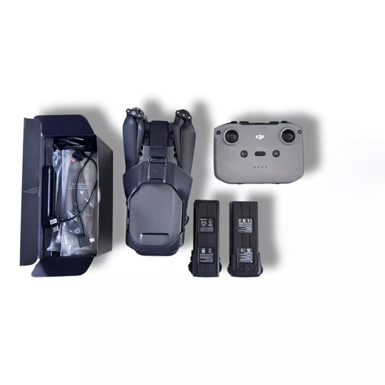 DJI RC Modellbau: DJI Mavic 3 Fly More Combo inkl.Akku und Tasche Top Zustand! – Gebraucht aus Neerach von mur_dwg9