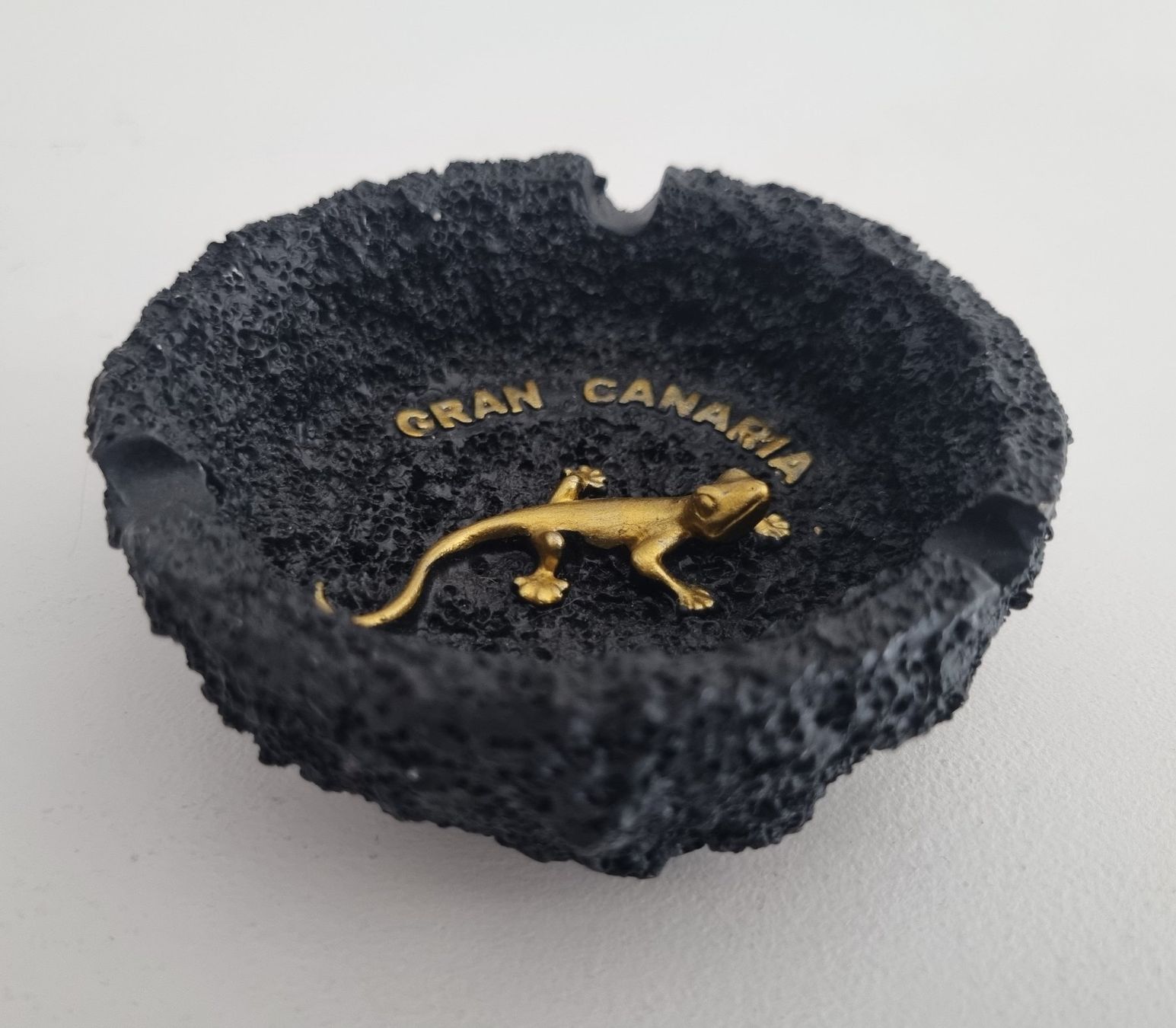 Aschenbecher: Aschenbecher Souvenir Gran Canaria – Gebraucht aus Bülach von DontPushTheButton