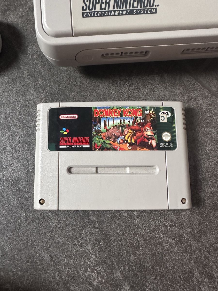 Nintendo Console: Super Nintendo + 2 Controller + Donkey Kong Country PAL CHF – Usato da Schupfart venduto da Leexii90 3