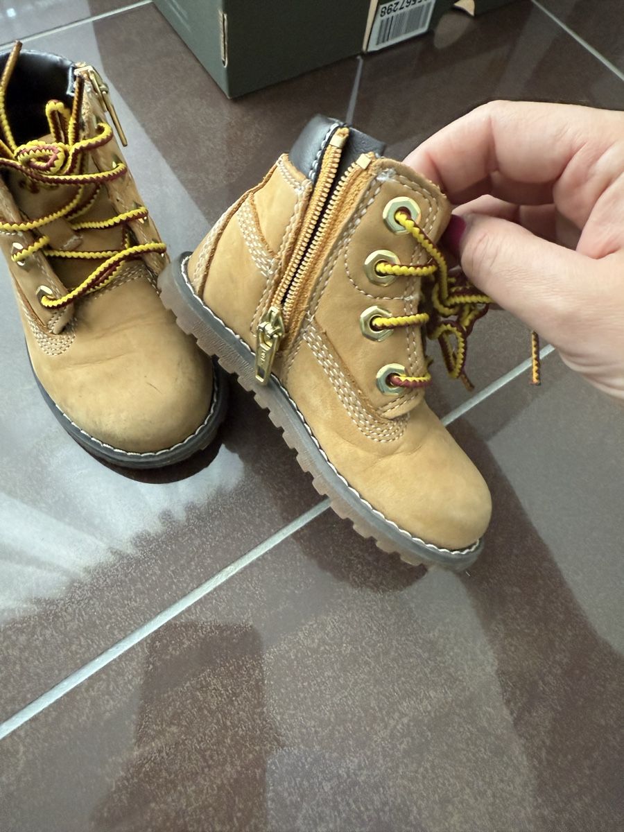 Timberland Scarpe per ragazzi: Timberland Kinderstiefel, Grösse 21 – Usato da Kölliken venduto da Vivii01 2