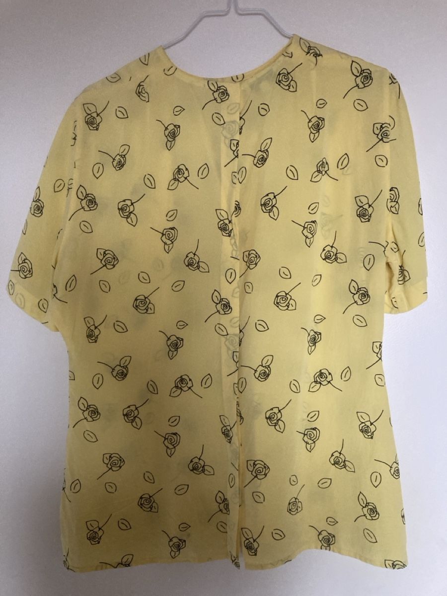 Bally Camicette: Bally Bluse Gr 42 – Usato da Walchwil venduto da LJS1982 1