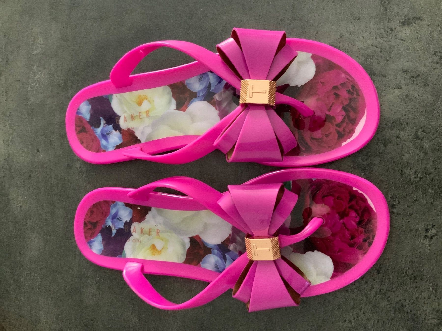 Scarpe da donna: Sandalen – Usato da Mägenwil venduto da Lea.SN