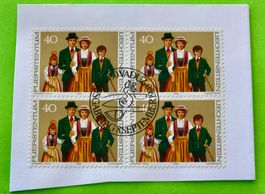 Briefmarken aus Liechtenstein 4 er Block mit Papier 