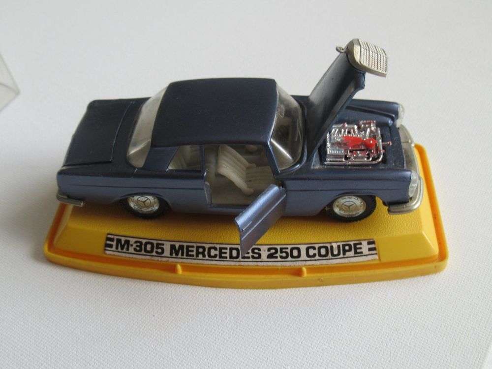antiguo coche de pil mercedes 250 coupe - Buy Model cars at scale 1