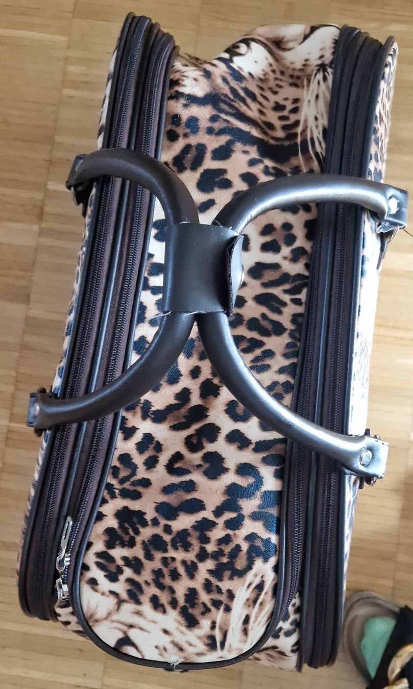 Borse: exklusive Reisetasche mit Leopardenmuster – Usato da Zürich venduto da Sissi-Minouche 2