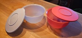 Grosse Schüsseln von Tupperware