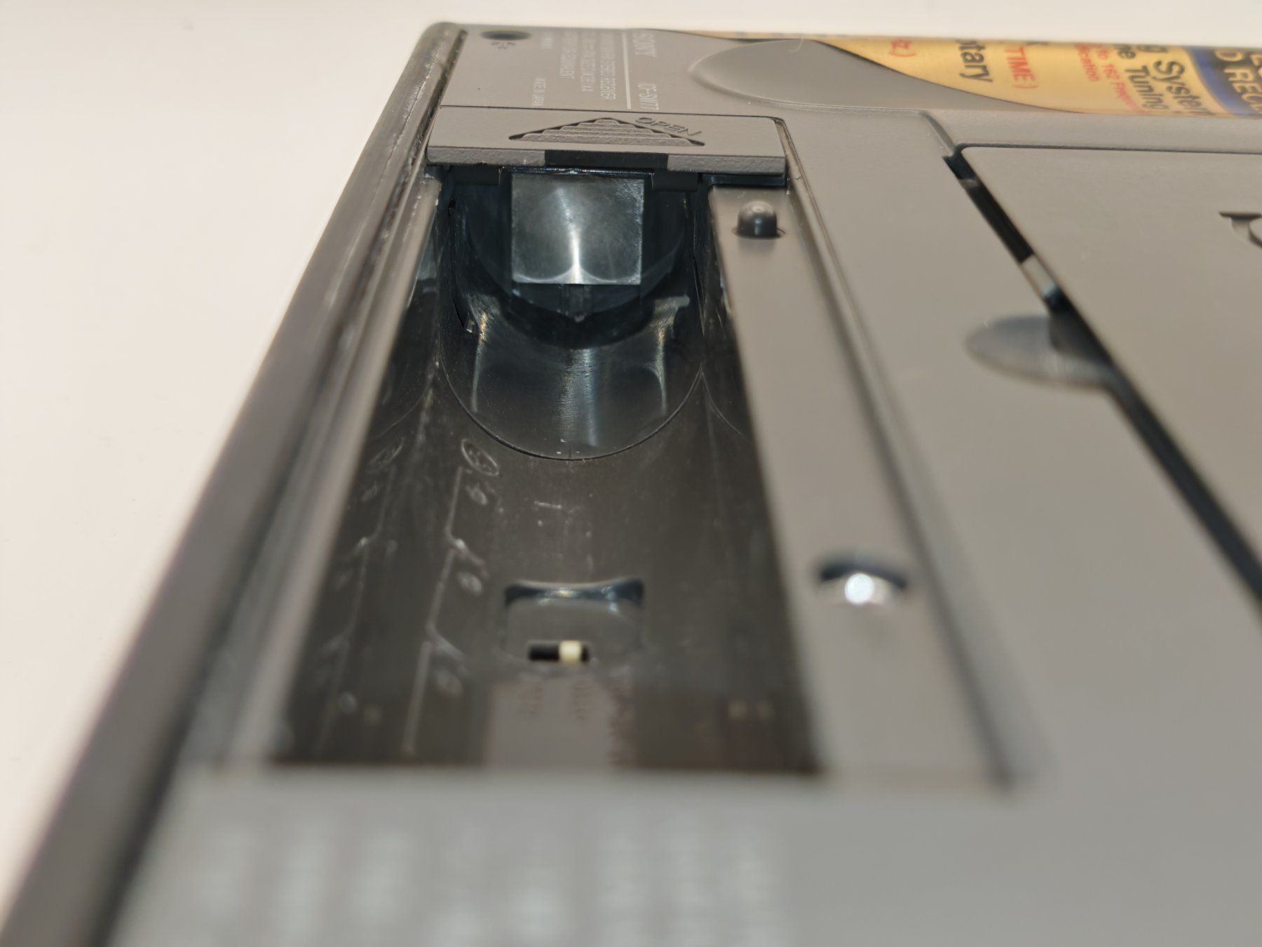 Sony Radios: Sony Weltempfänger ICF-SW77 – Defekt aus Thun von Kankii 7