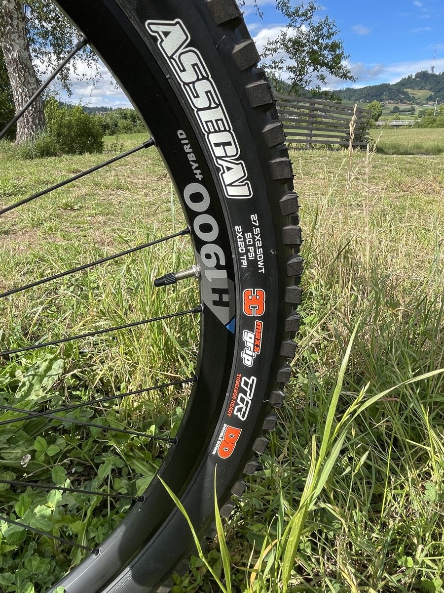 Rocky Mountain Bicycles Biciclette: Rocky Mountain Altitude Carbon 2021 – Nuovo (secondo la descrizione) da Ostermundigen venduto da Lexington_100 9