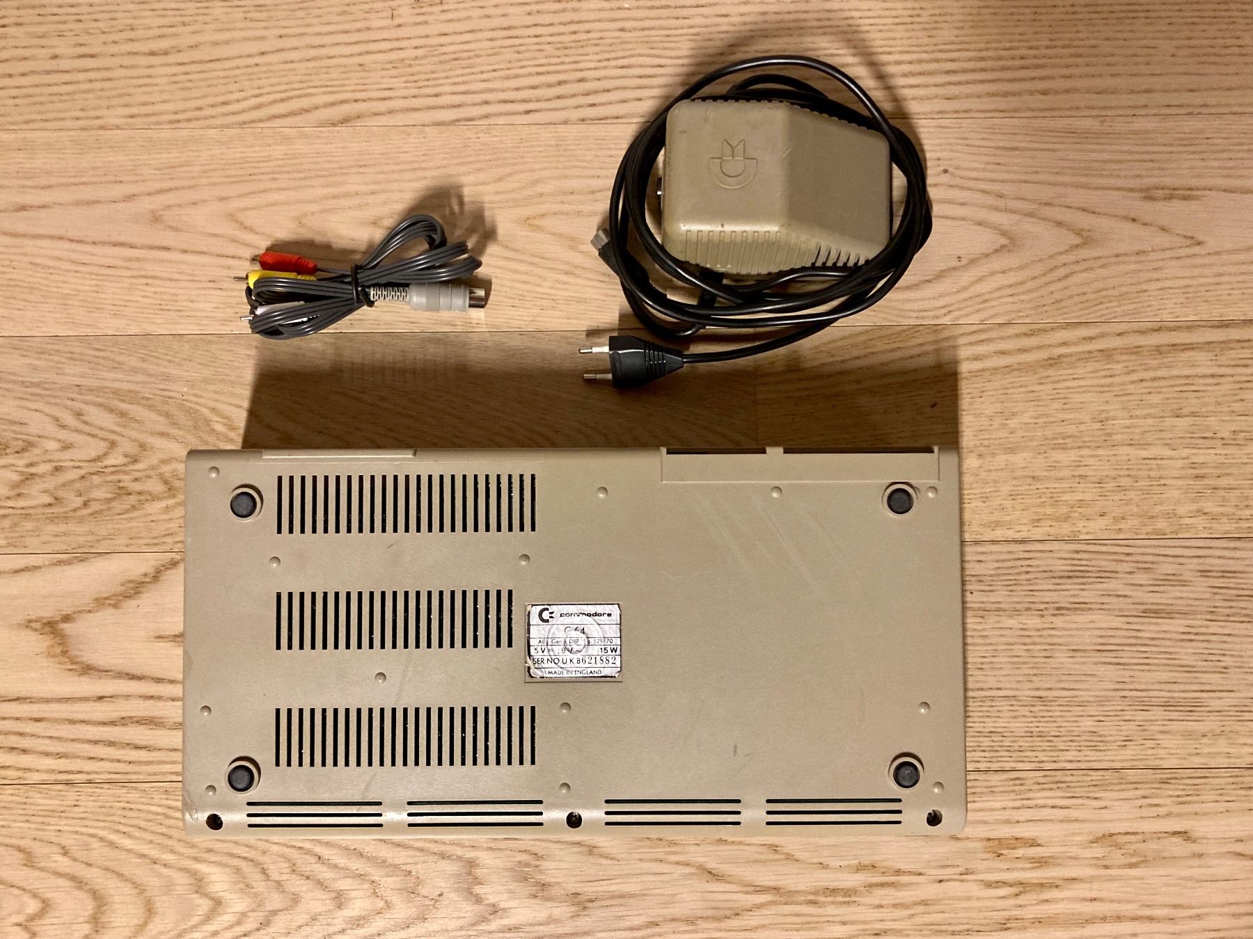 PCs: Commodore C64 aus den 80er Jahren – Gebraucht aus Winkel von  1