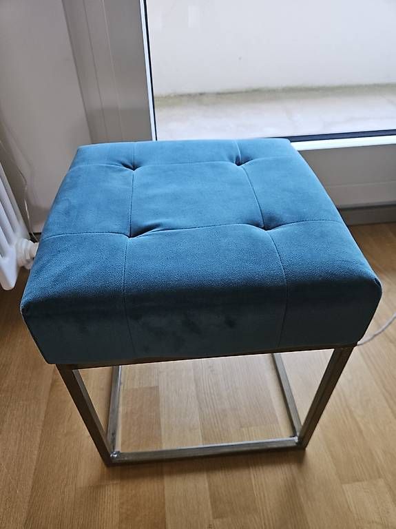 Sgabelli: Hocker – Usato da Emmenbrücke venduto da Bluberli 1