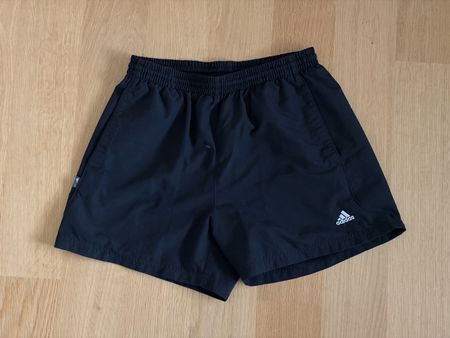 Adidas Sporthose kurz Schwarz Grösse 