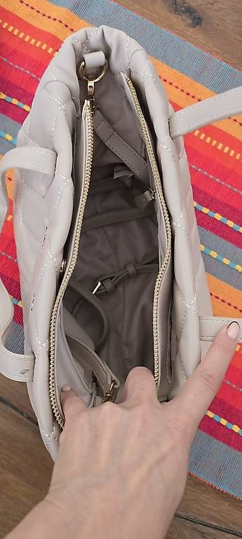 Borse da donna: Valentino Bag  – Usato da Schlieren venduto da kat_t6xw 4