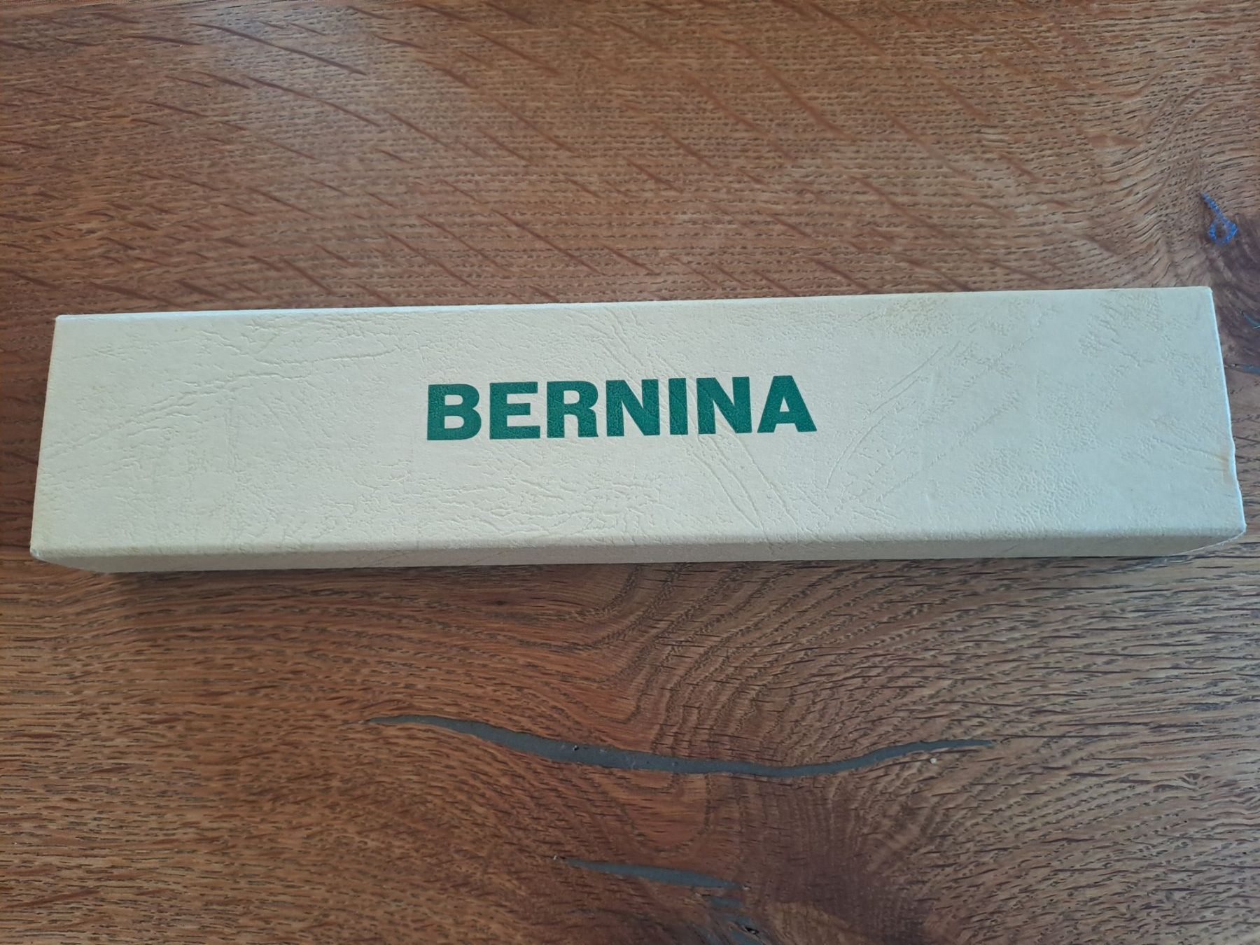 Bernina Macchine da cucire: Bernina Zubehör, mit Originalverpackung – Usato da Wängi venduto da Raettli10 1
