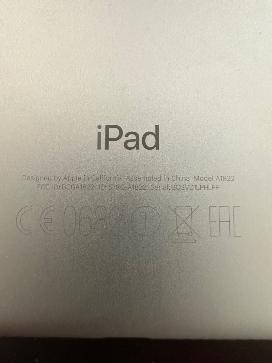 Apple Tablet PC: iPad 5. Generation, 32 GB, Wi-Fi, Silber – Usato da Genestrerio venduto da Demis27 2