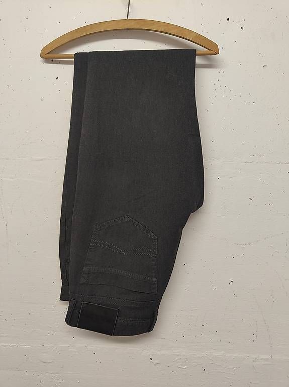 Jeans: MAC Authentic Style Ben 001 Jeans Grösse 34 / 30 Grau Gold – Usato da Wetzikon ZH venduto da Matrixx7