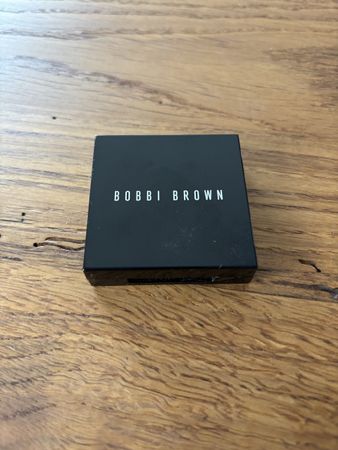 BOBBI BROWN - Highlighting Powder