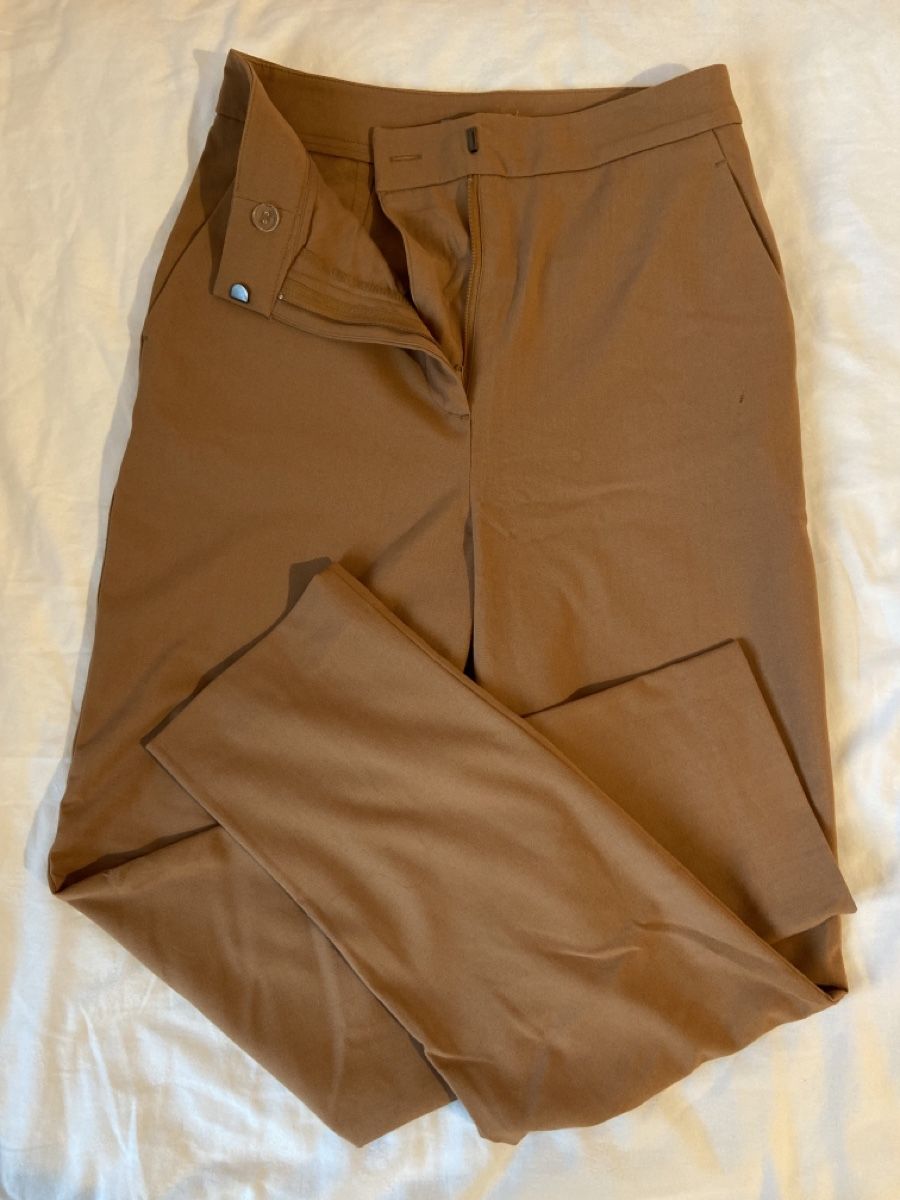 H&M Hosen: Pantalon classe Camel h&m – Gebraucht aus Chêne-Bougeries von sor_9rzp 2