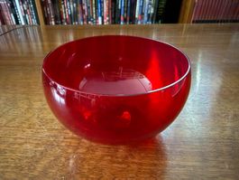 Rote Schale Glas Durchmesser 12 cm guter Zustand