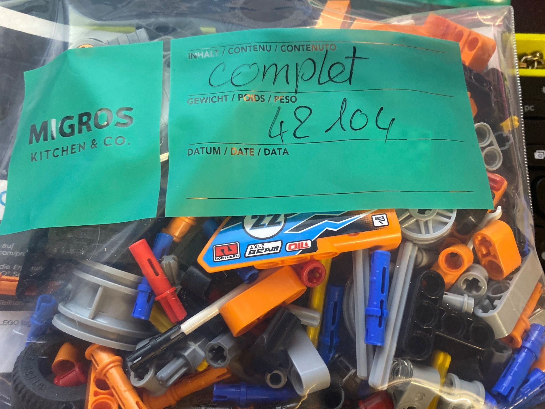Lego Baukästen: LEGO Technic 42104 complet ensemble de construction – Gebraucht aus Le Brassus von cinema13 1